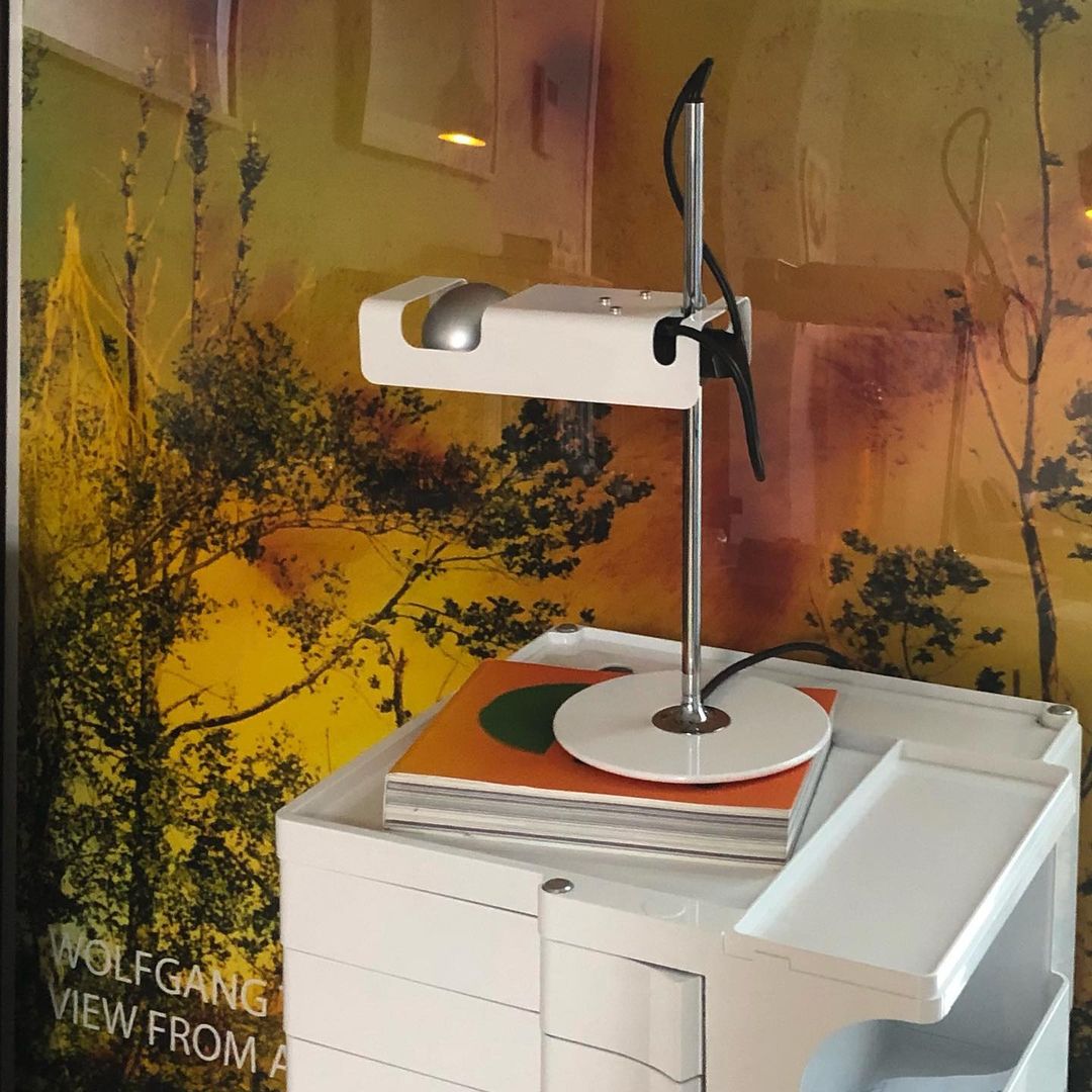 Lumousin futuristische Tischleuchte