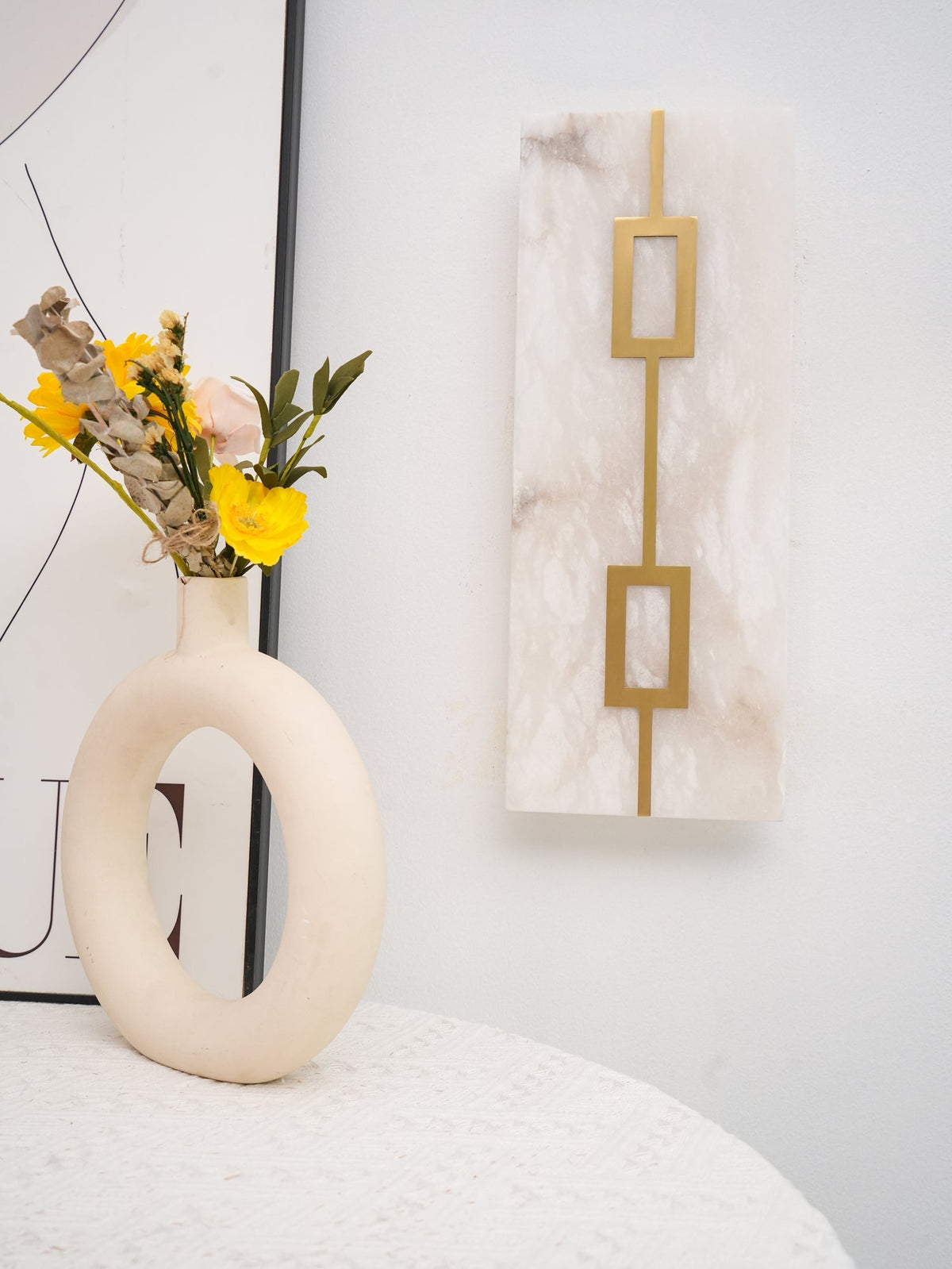Alvelor Geometrische Alabaster-Wandleuchte