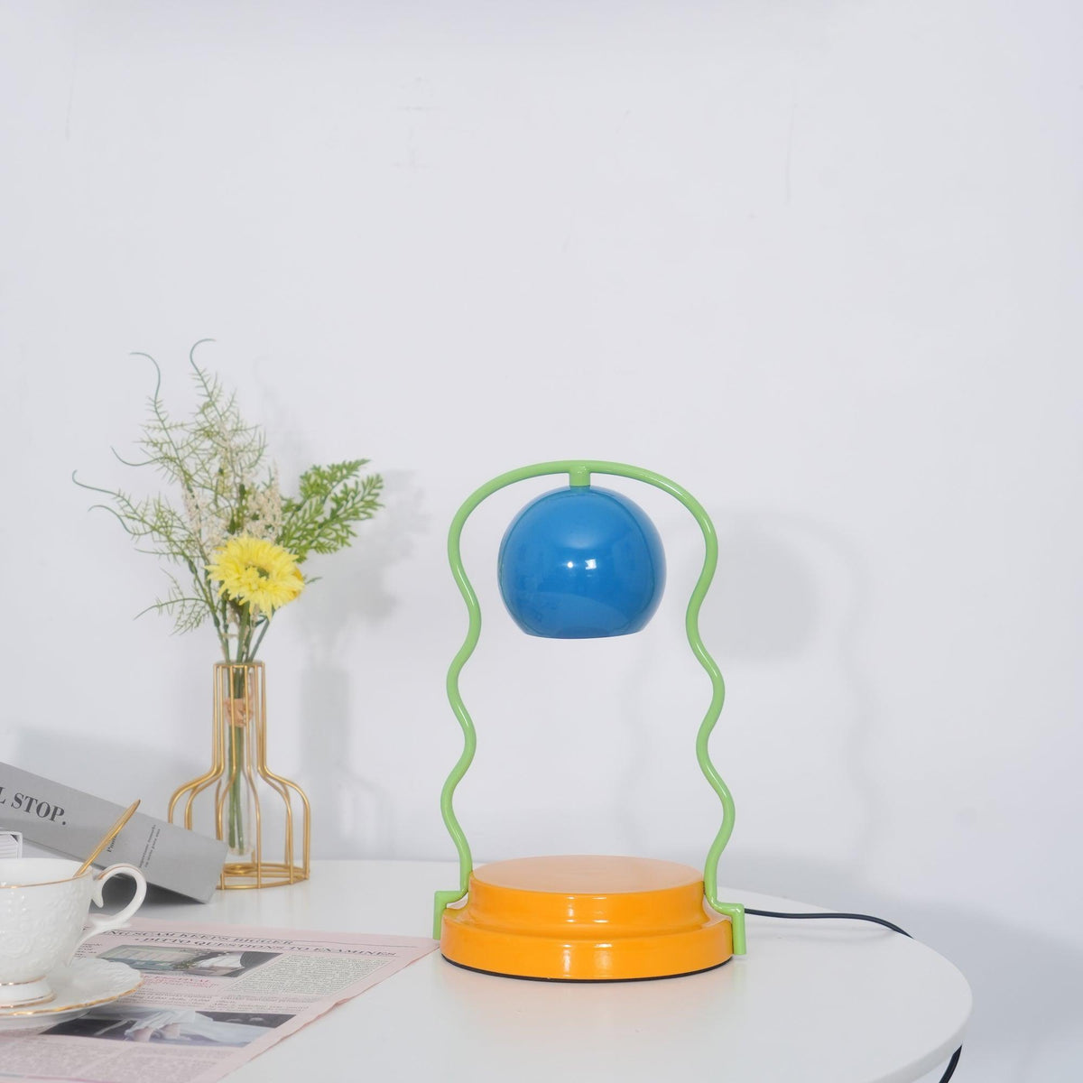 Eurphaos Spielerische Tischlampe