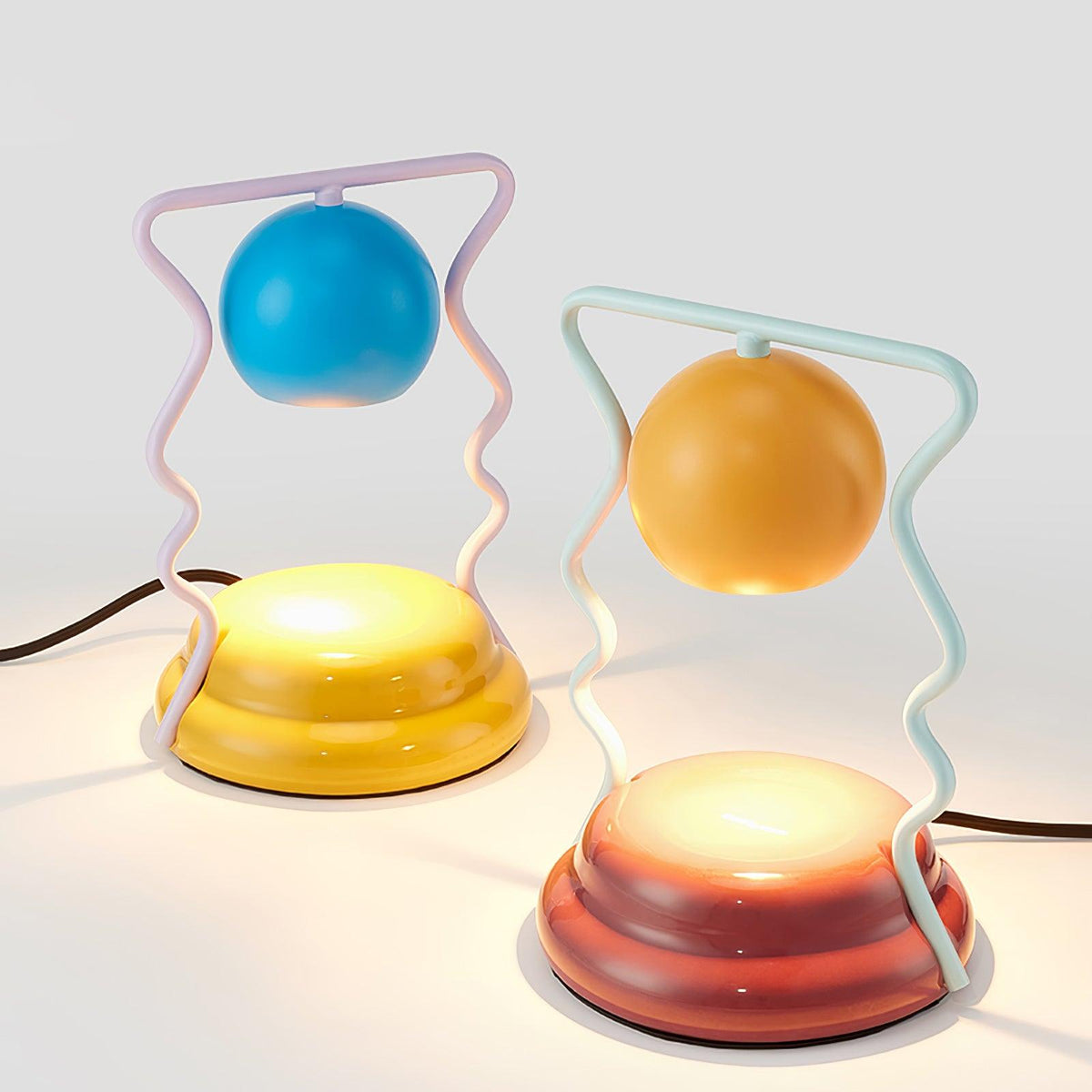 Eurphaos Spielerische Tischlampe