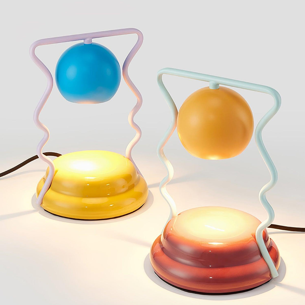 Eurphaos Spielerische Tischlampe