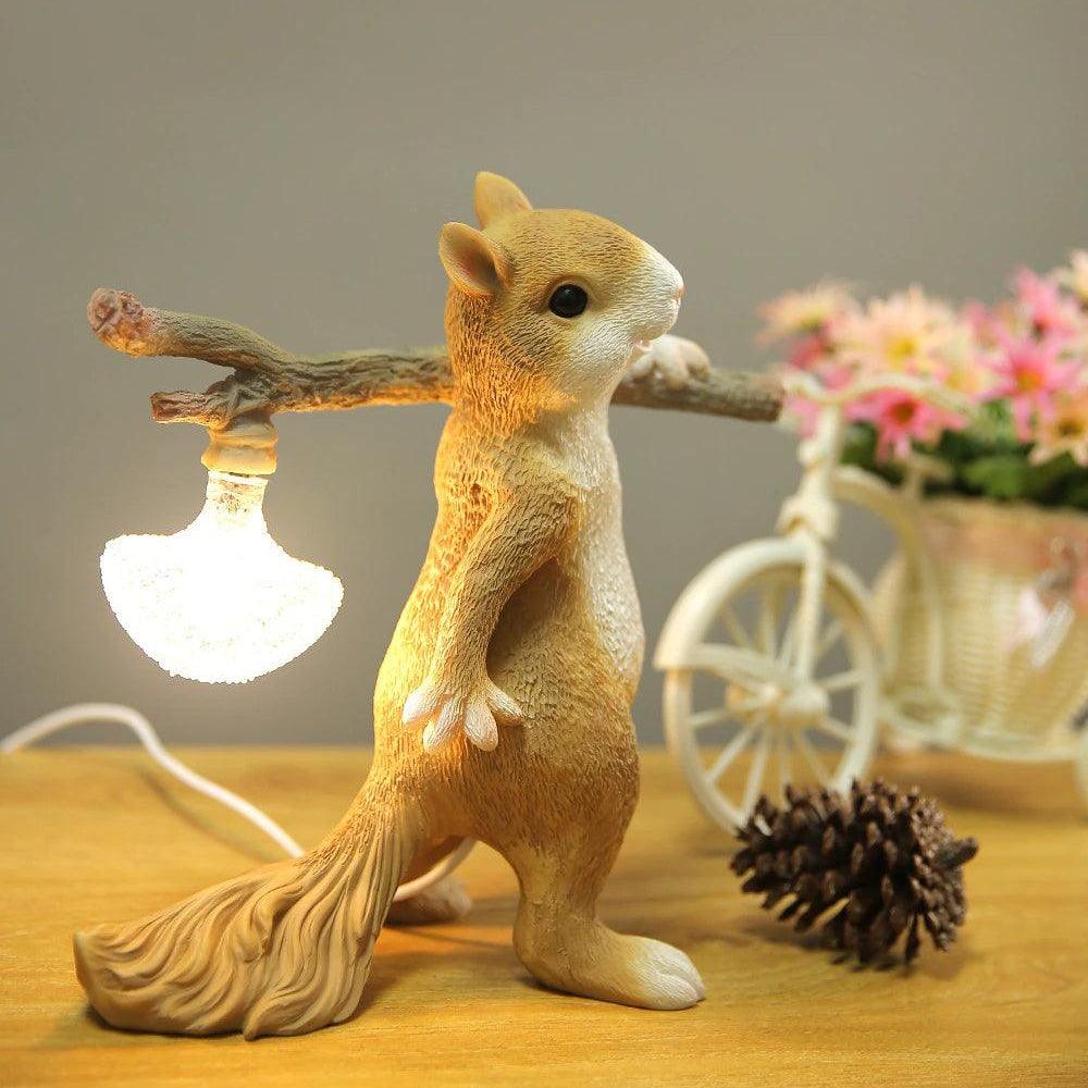 Squirrel Tischlampe