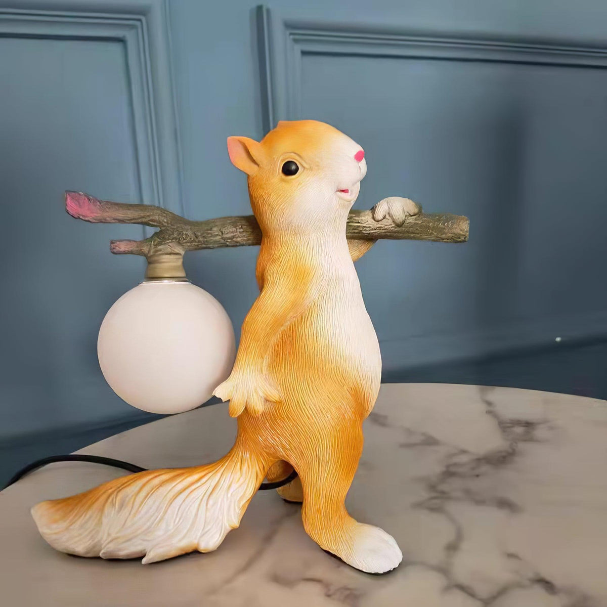 Squirrel Tischlampe