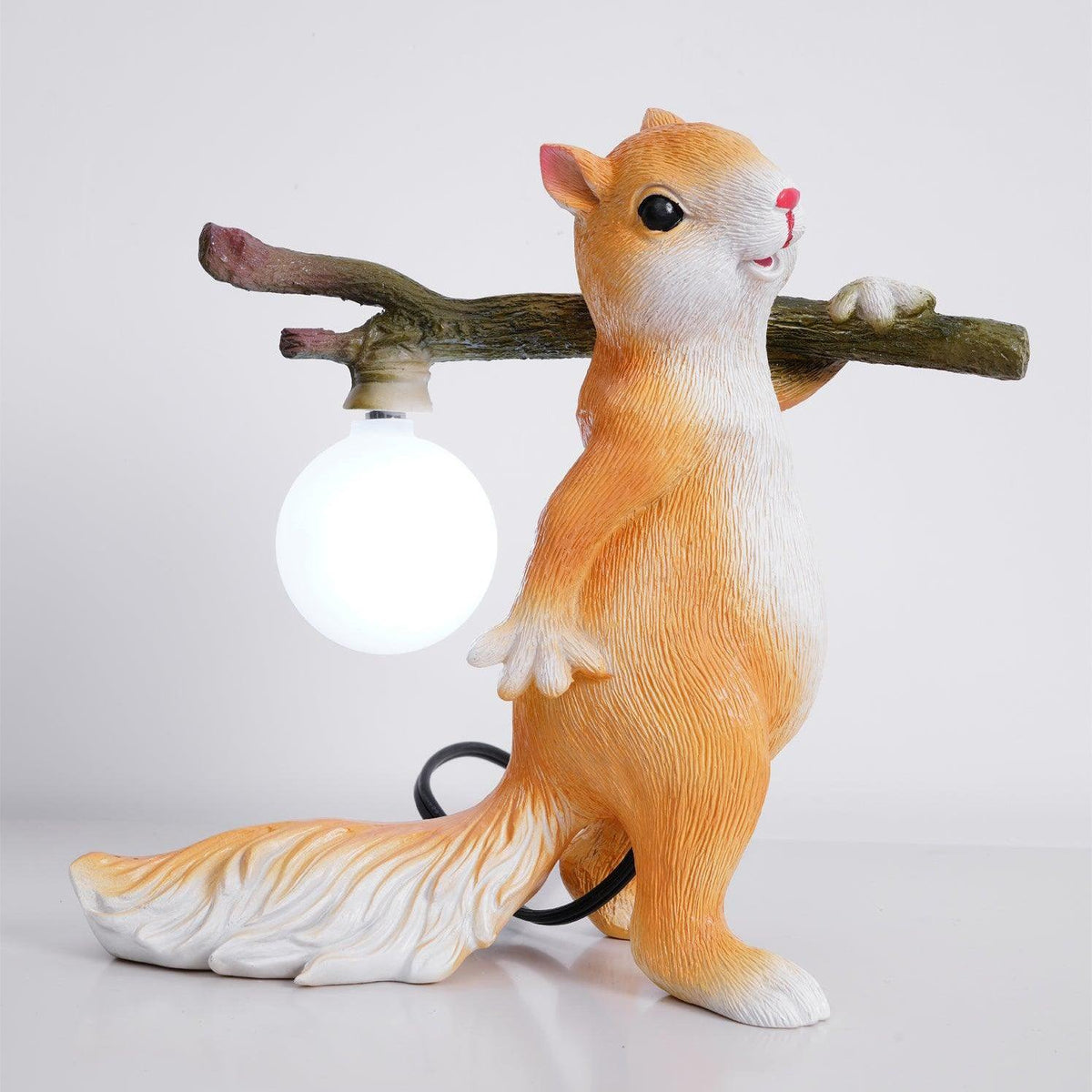 Squirrel Tischlampe