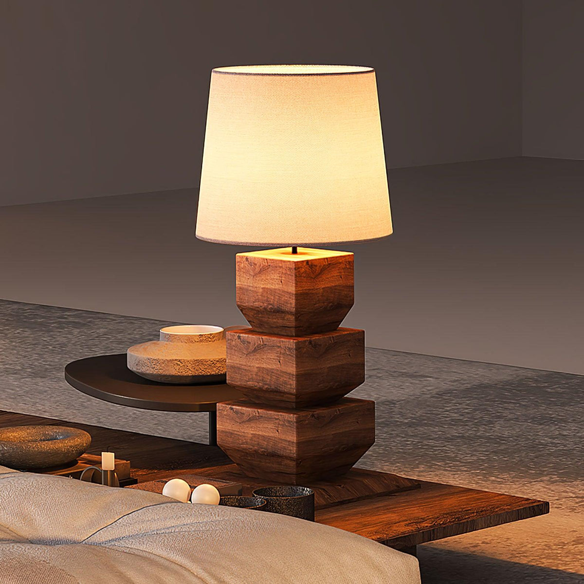 Saev Stapplerte Tischleuchte aus Holz