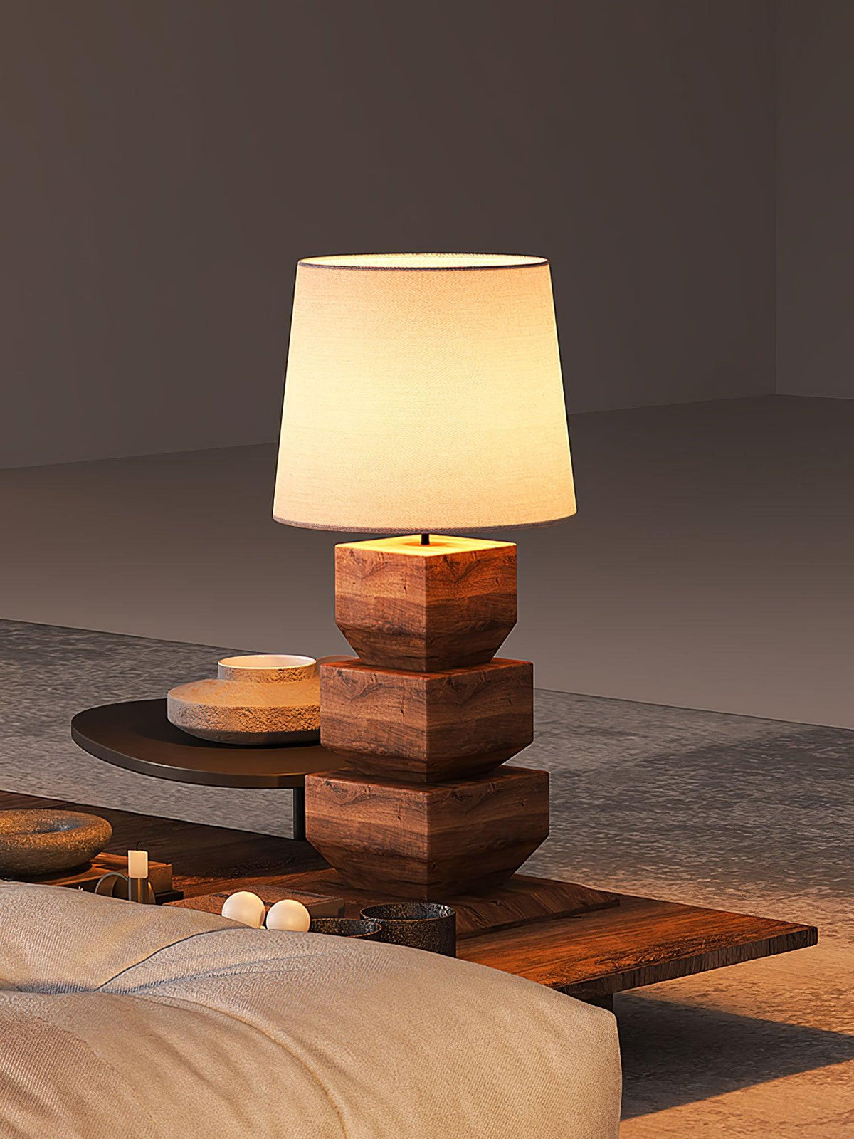 Saev Stapplerte Tischleuchte aus Holz