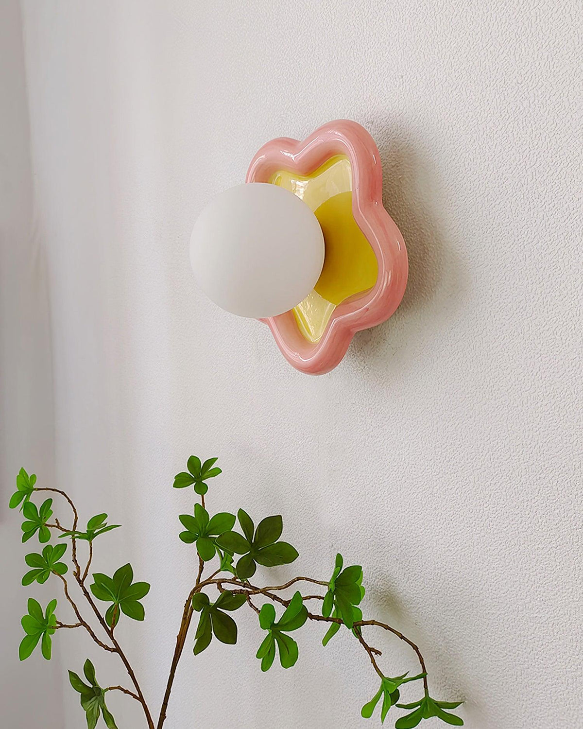 Petani Wandleuchte Pink Gelb Blumenform