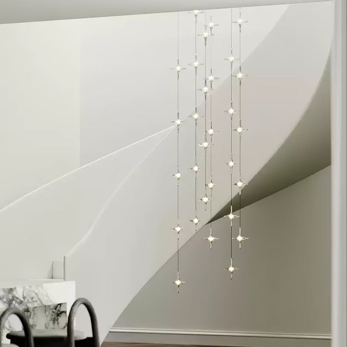 Varcienne Kronleuchter Starfall Treppenhaus