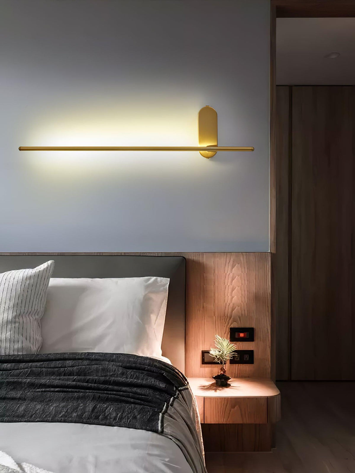 Vrysl Wandleuchte Stabförmig Mit Stecker Minimalistisch