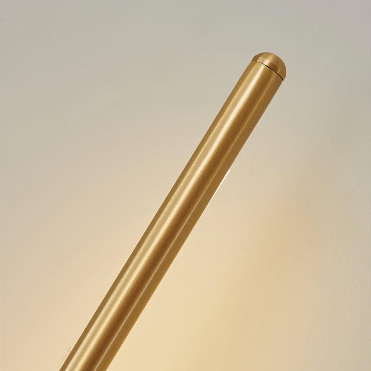 Vrysl Wandleuchte Stabförmig Mit Stecker Minimalistisch