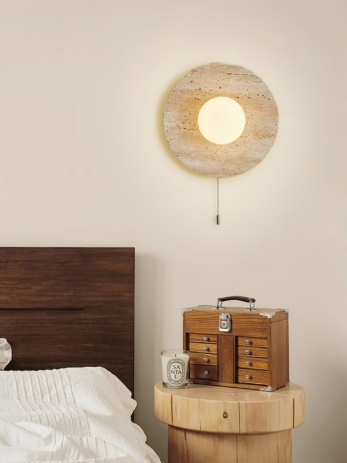 Tavik Bowl-Frame Travertine Wandleuchte
