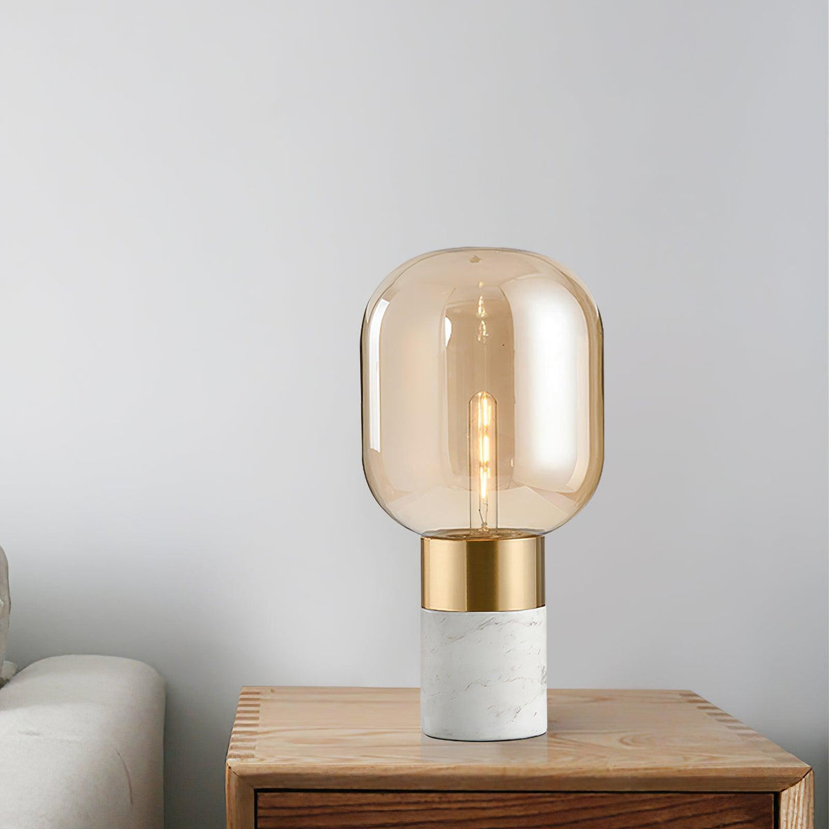 Aurdoren Minimalistische Tischleuchte aus Marmor mit Glas