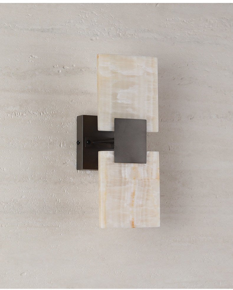 Nerion Shift Alabaster-Wandleuchte