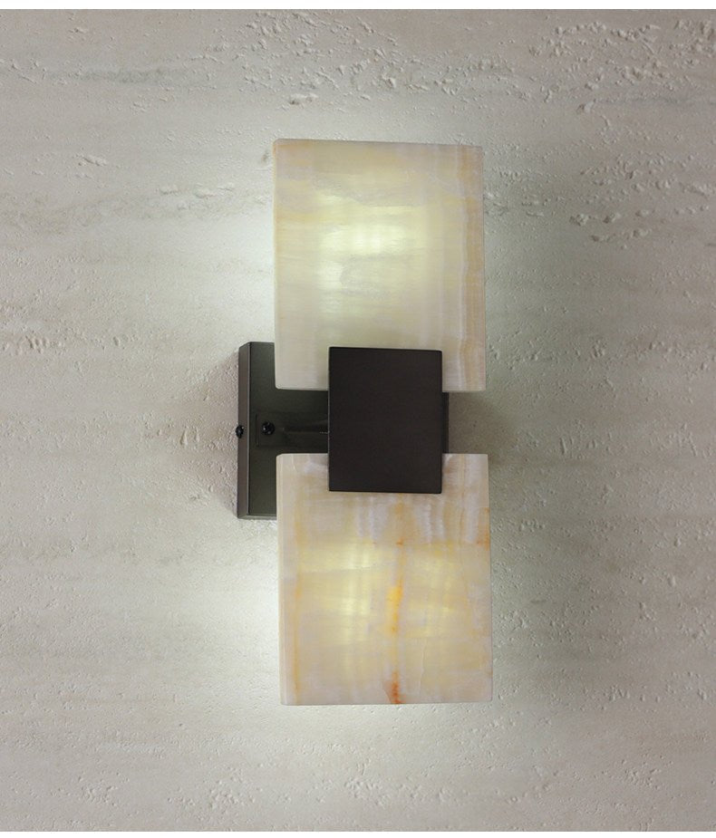 Nerion Shift Alabaster-Wandleuchte