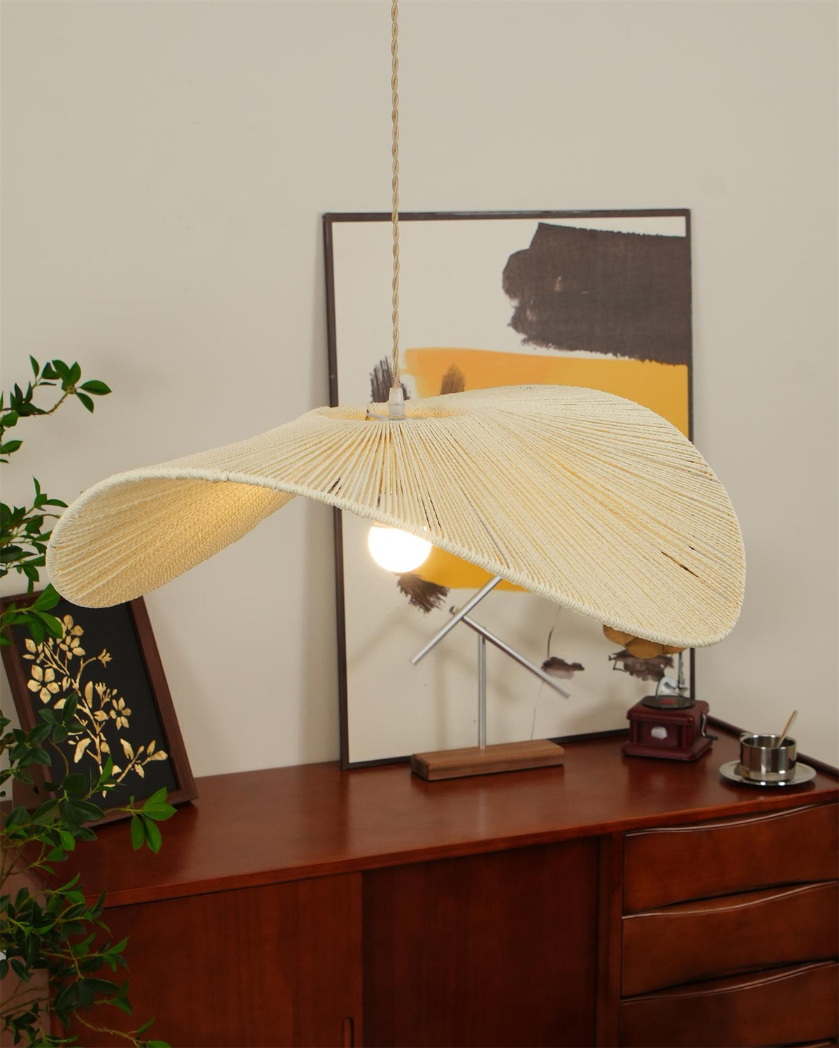 Canoeria Handgeflochtene Pendelleuchte aus natürlichem Rattan