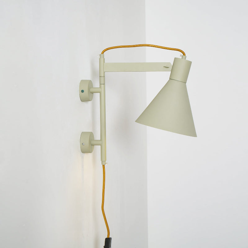 Avenirise Wandleuchte aus Aluminium, konischer Form, minimalistisch für das Schlafzimmer | Cielum