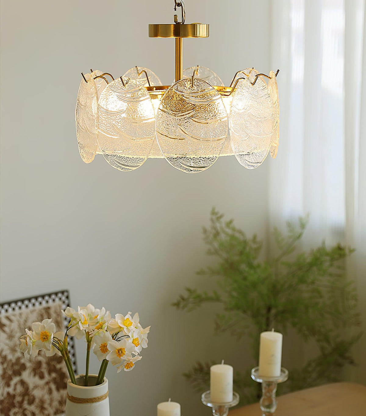 Velalaine Deckenleuchte mit Gold-Oberfläche und ribbed-Glas