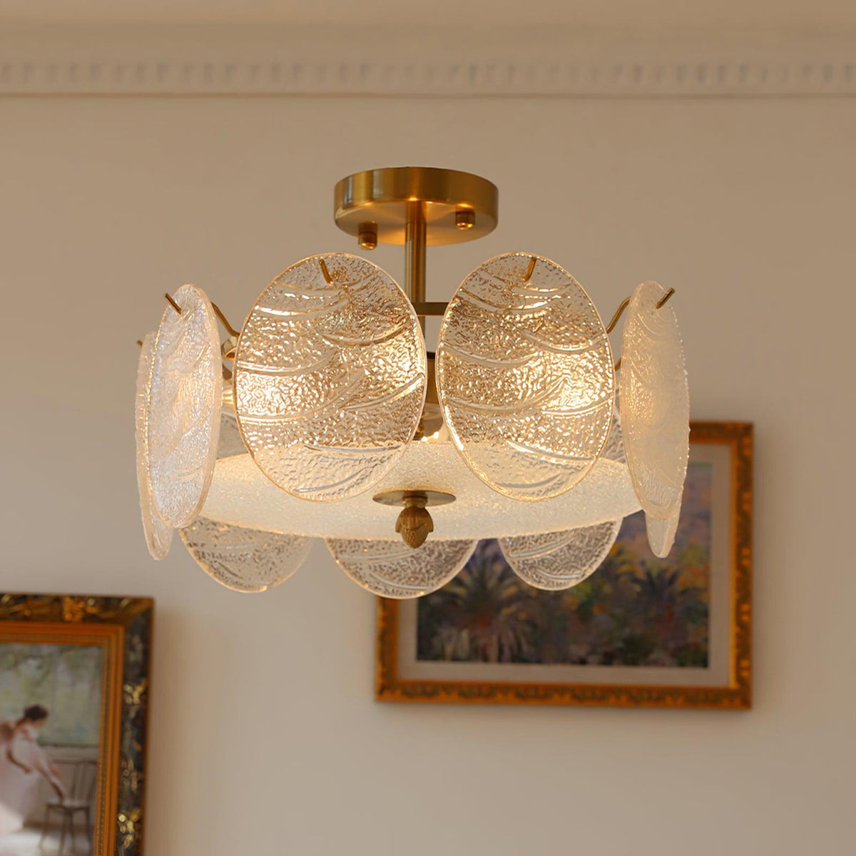 Velalaine Deckenleuchte mit Gold-Oberfläche und ribbed-Glas