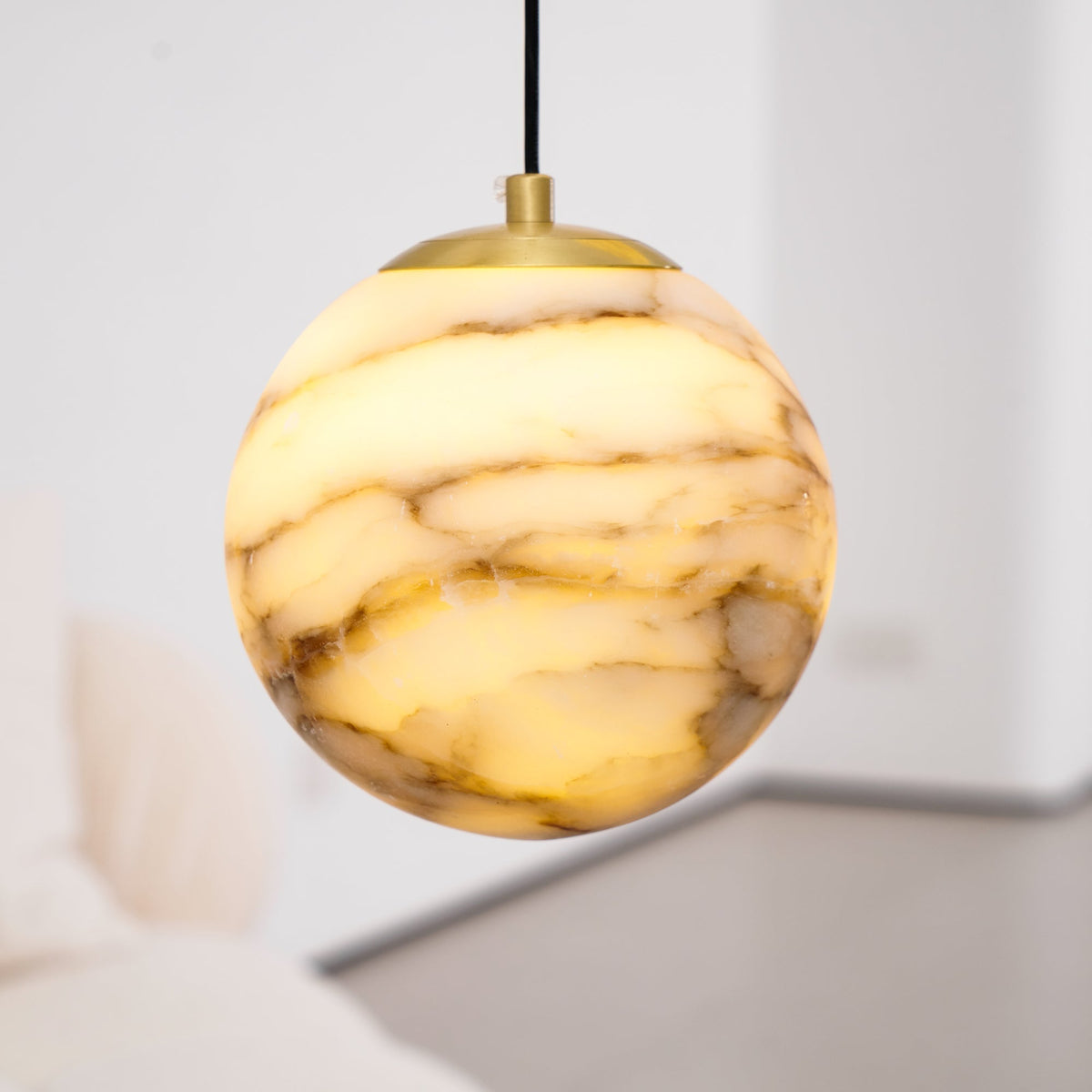 Nivinian Kronleuchter aus Alabaster