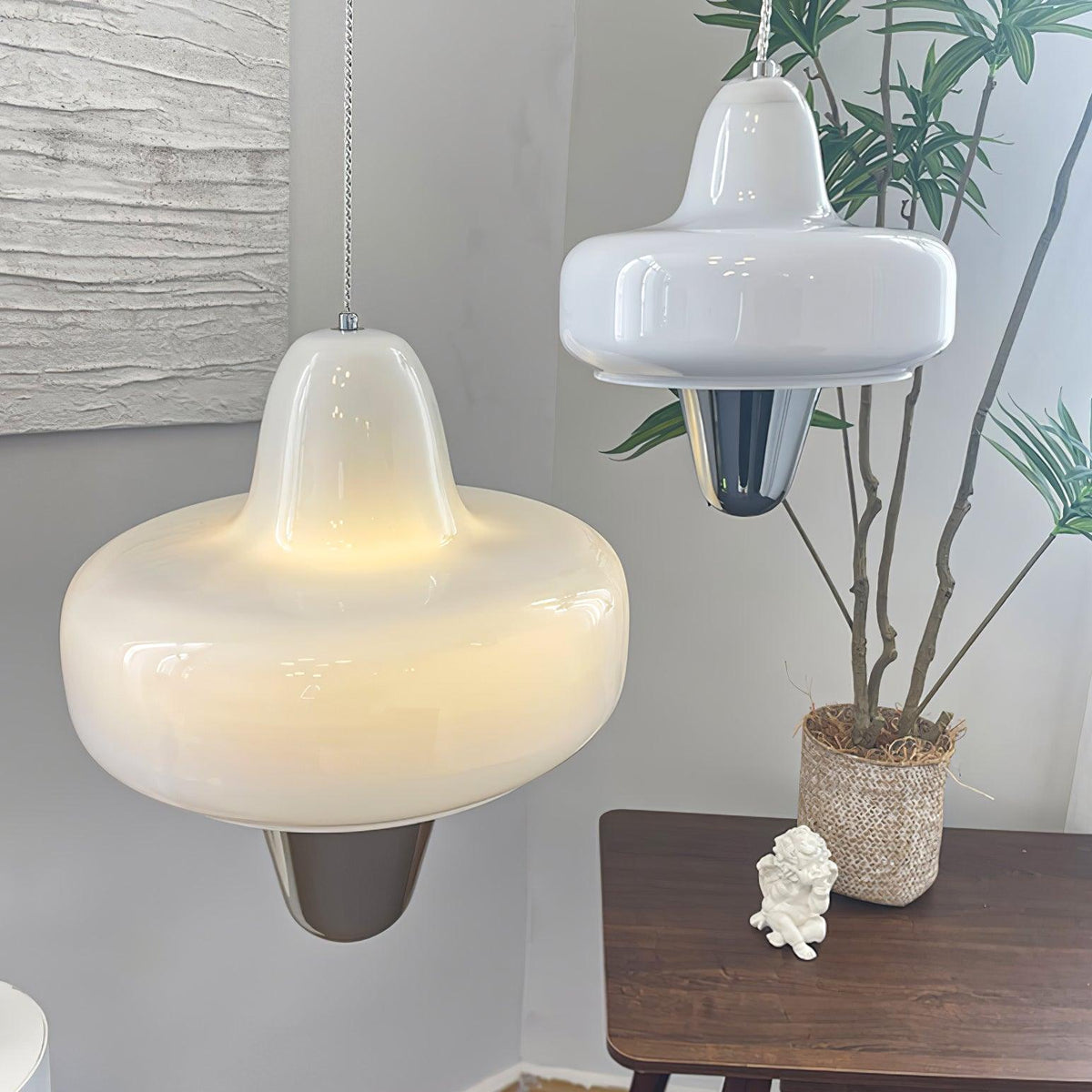 Nuvia Minimalistische Pendelleuchte aus Glas
