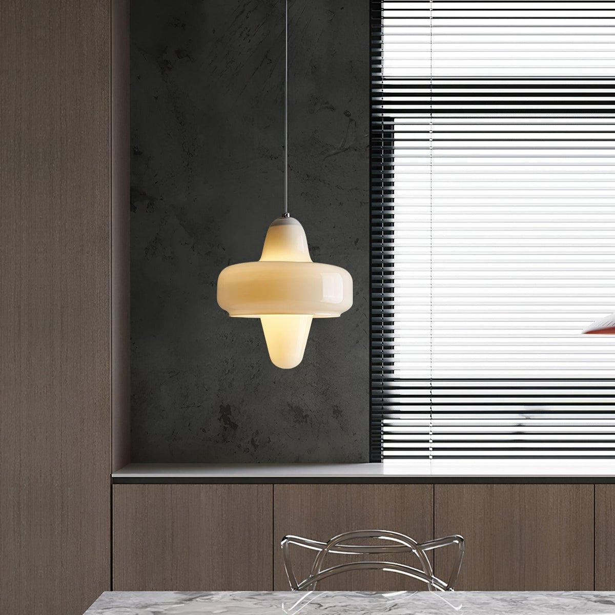 Nuvia Minimalistische Pendelleuchte aus Glas