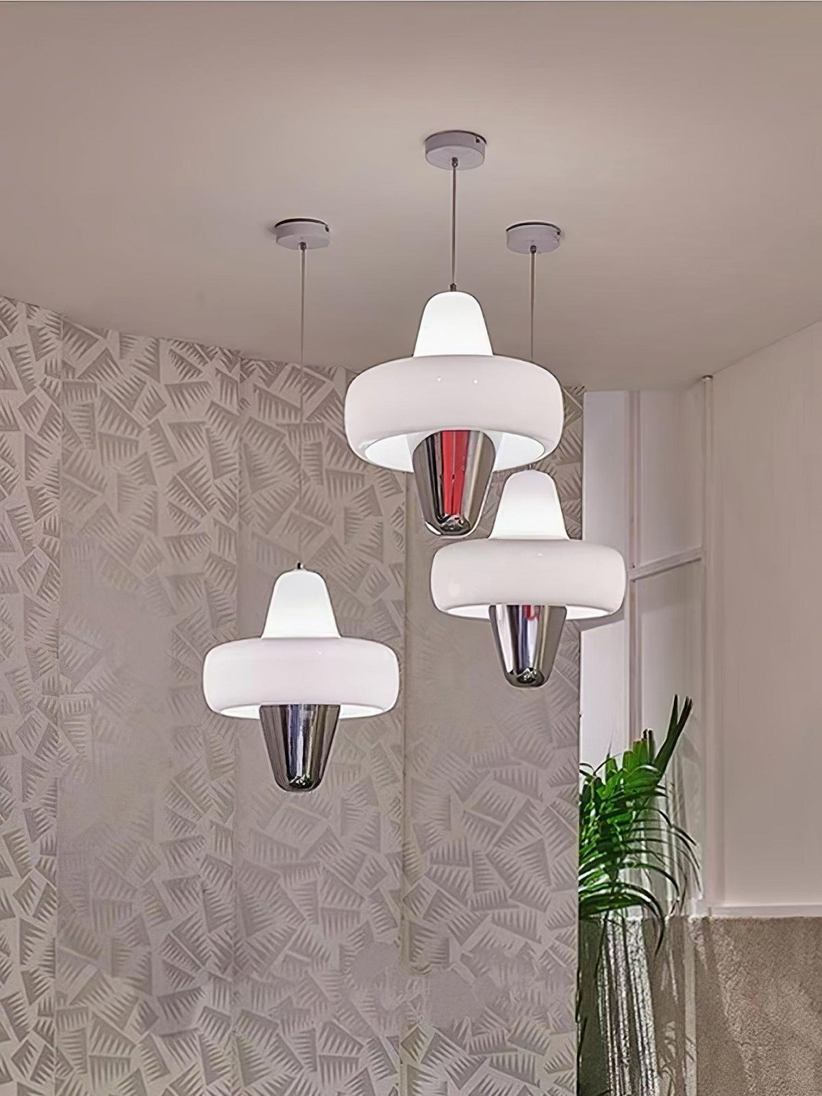 Nuvia Minimalistische Pendelleuchte aus Glas