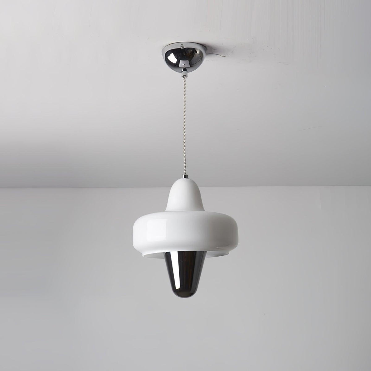 Nuvia Minimalistische Pendelleuchte aus Glas