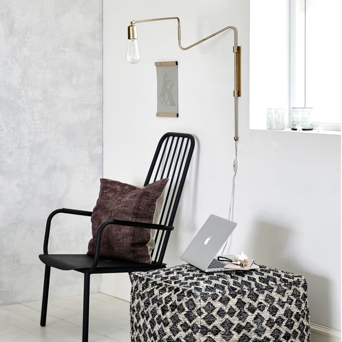 Elsoreth moderne minimalistische Wandleuchte mit Pendelbewegung