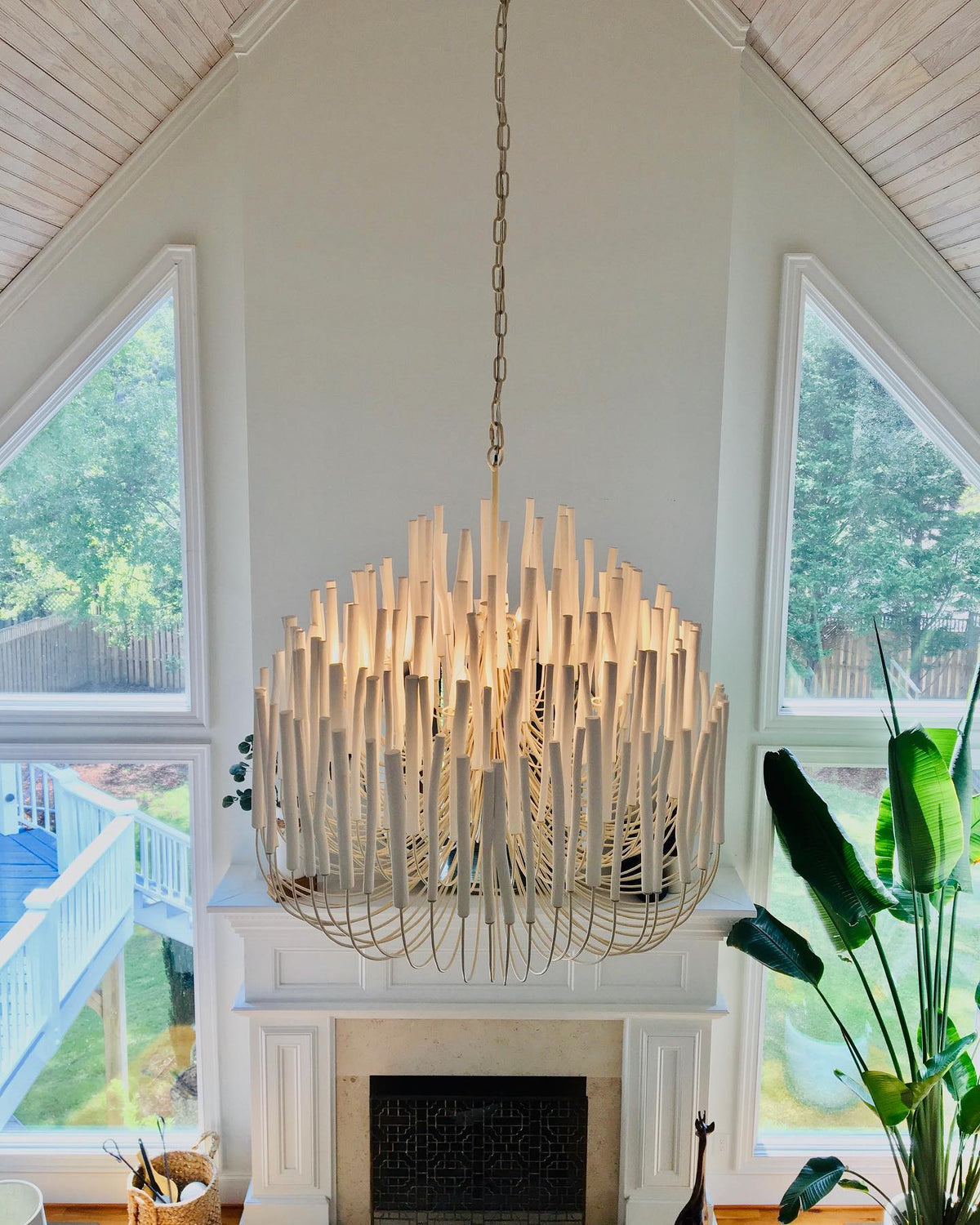 Xantir Kronleuchter im postmodernen Luxus-Stil aus Holz