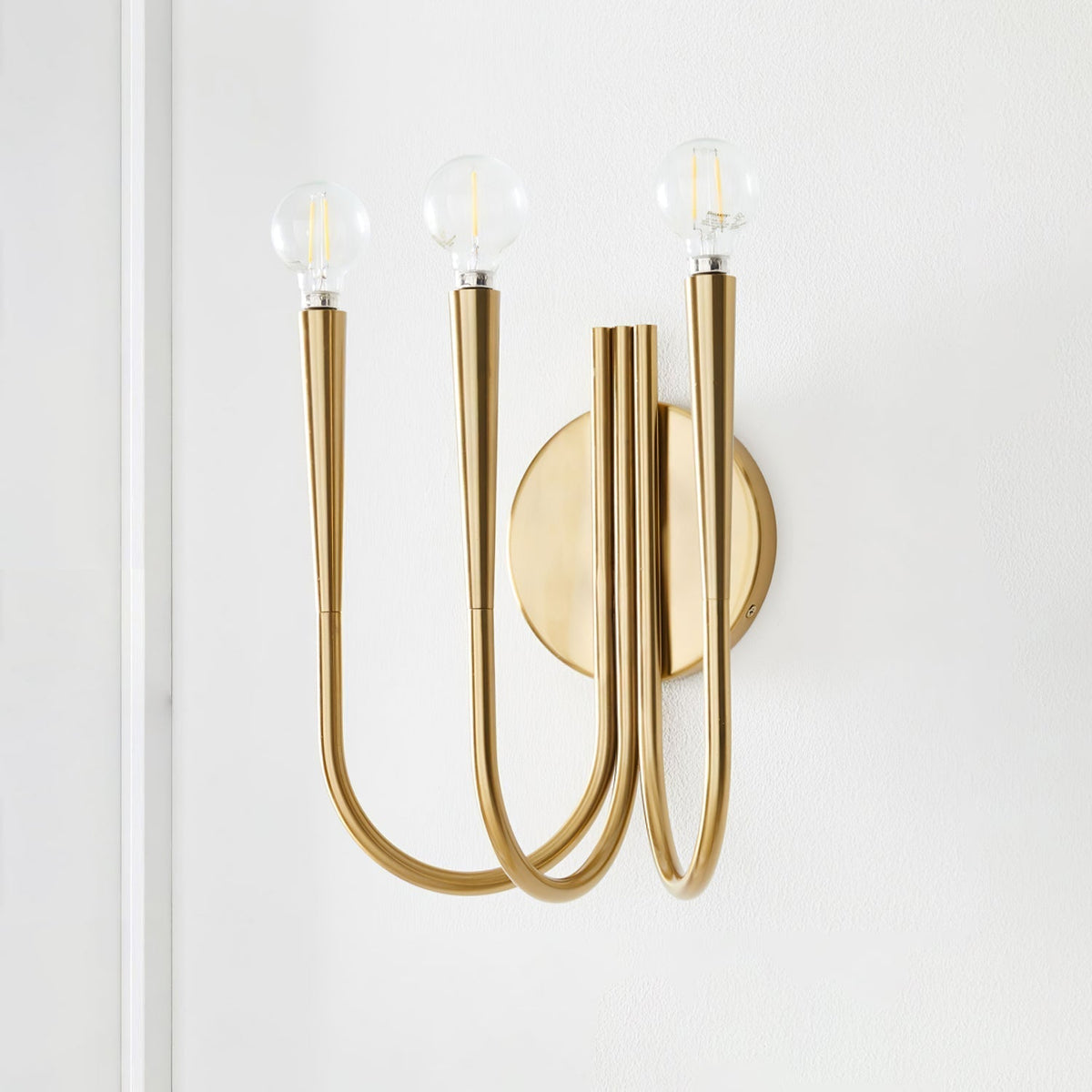 Eoveth Premium Elegance Arm Wandleuchte aus Glas
