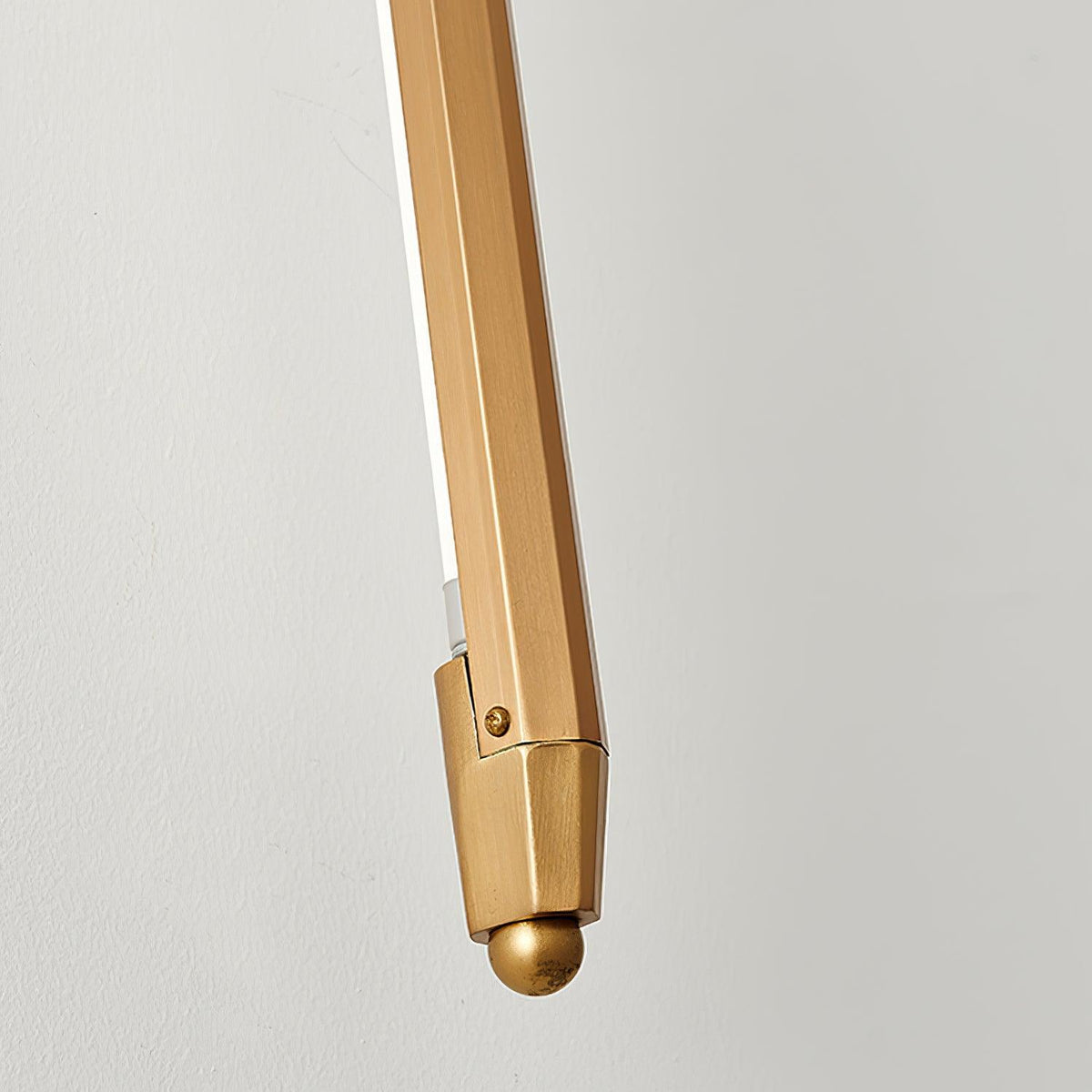 Maria zeitgenössische minimalistische Röhren-Wandleuchte
