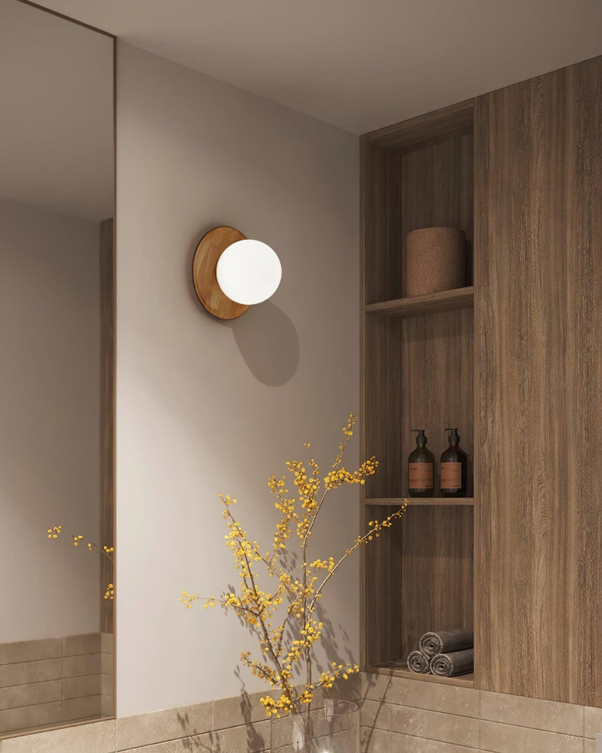 Wandleuchte mit Metallkorpus, Holzrand und minimalistischem Stil