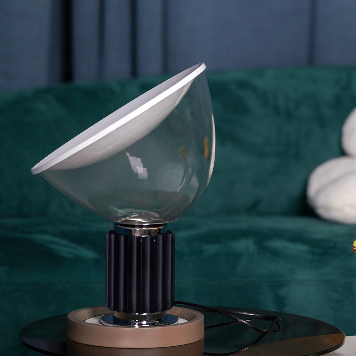 Nexus Tischlampe