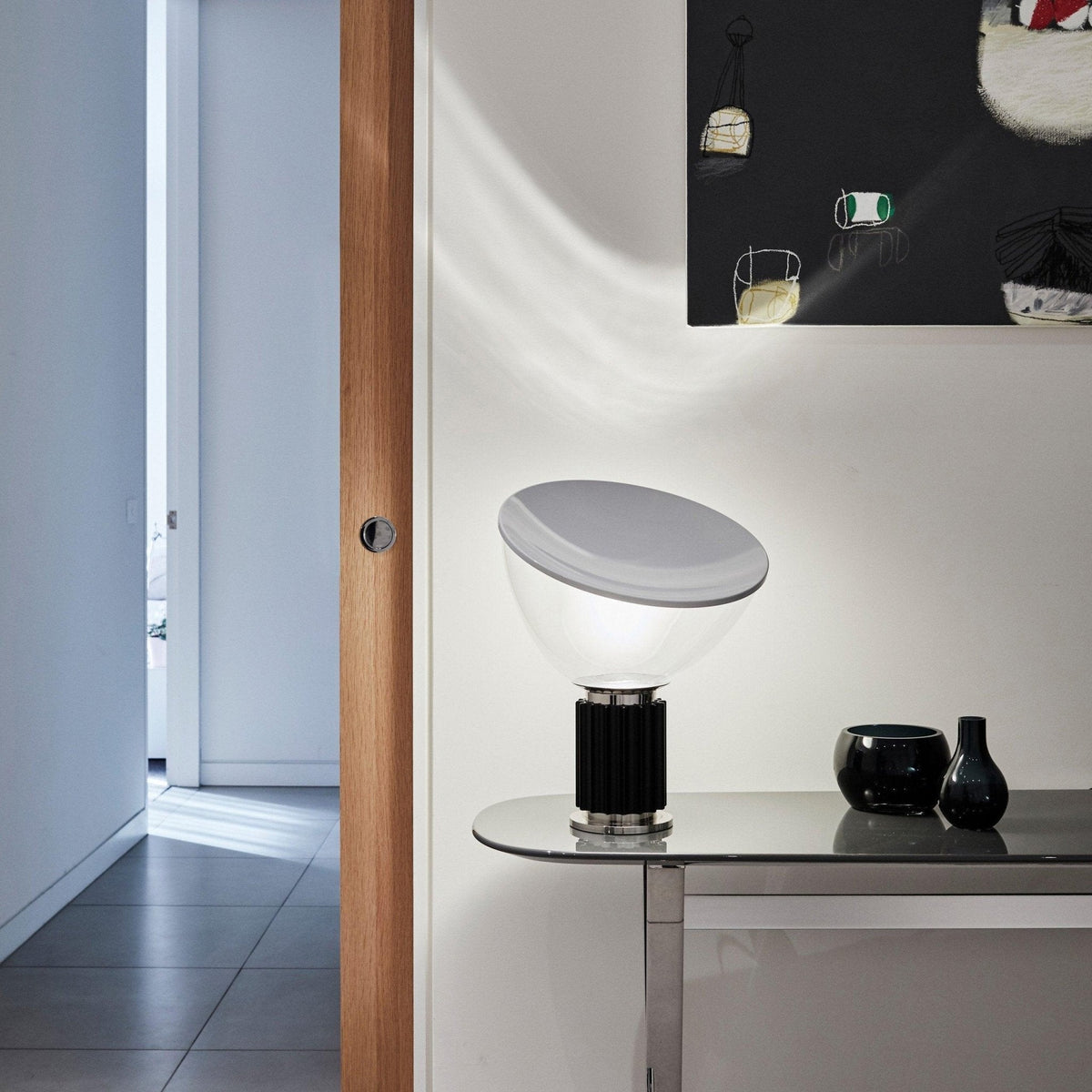 Nexus Tischlampe