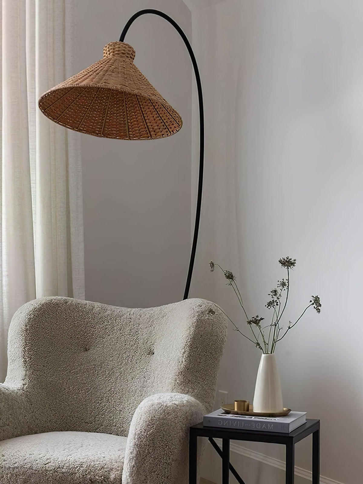 Sombrero Rattan Stehleuchte