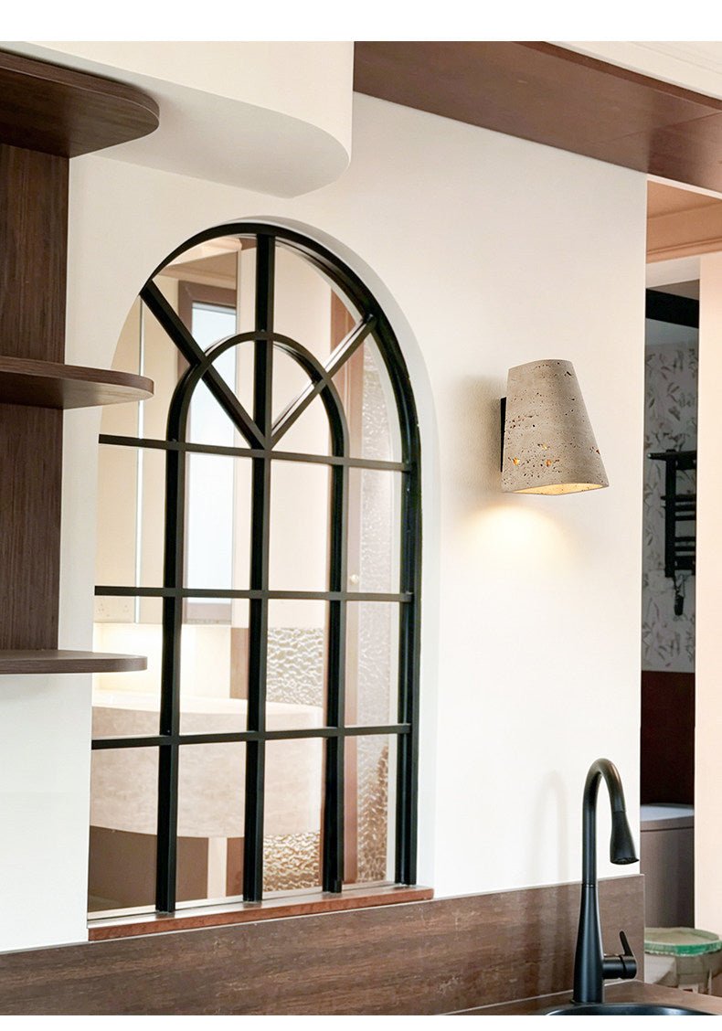 Tavren Travertine Wandleuchte