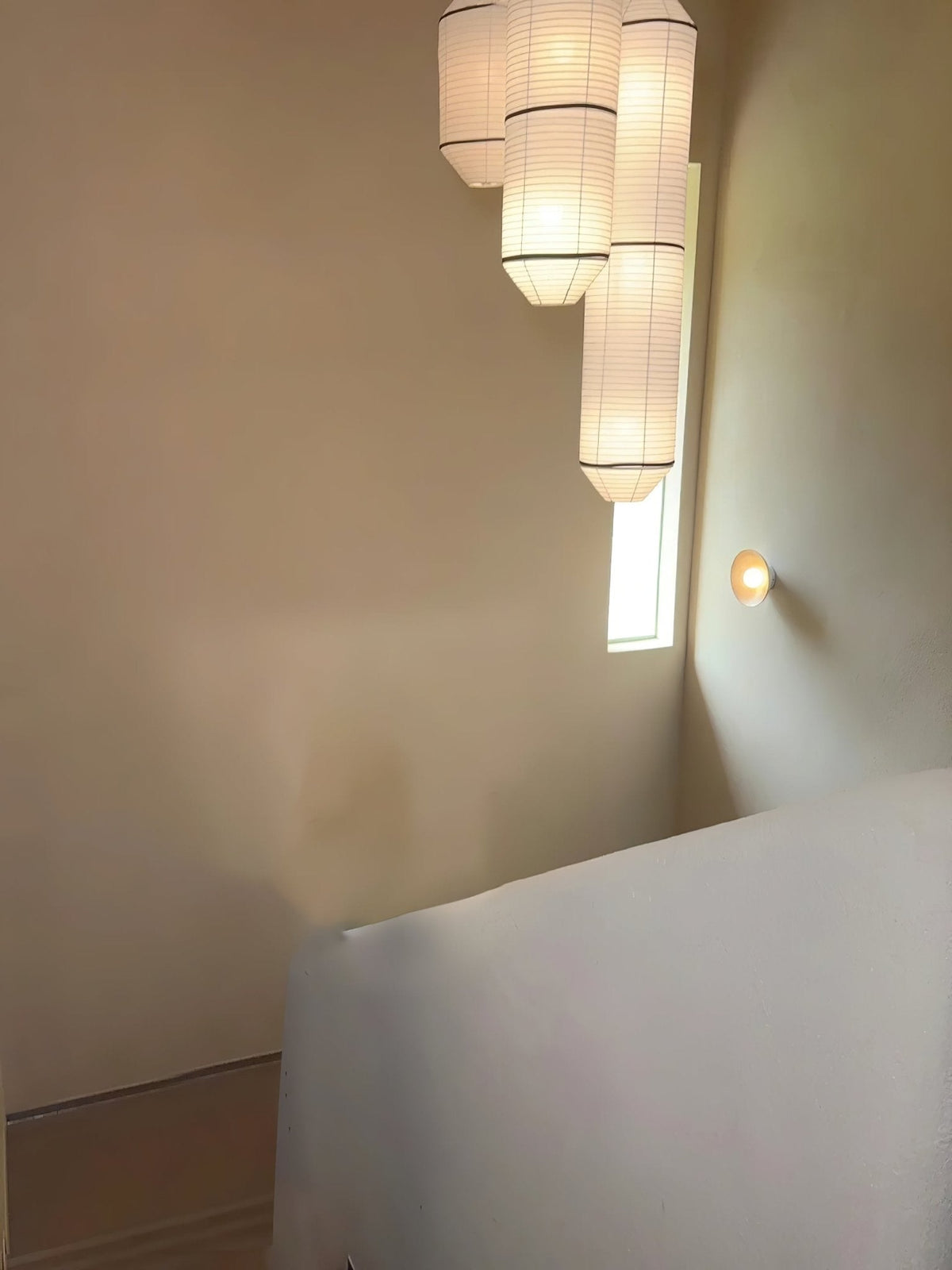 Oren zeitgenössische minimalistische Pendelleuchte aus natürlicher Maulbeerseide