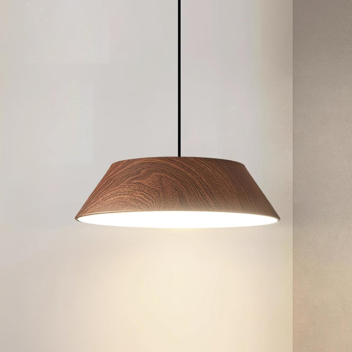 Novain Pendelleuchte mit Holzmaserung