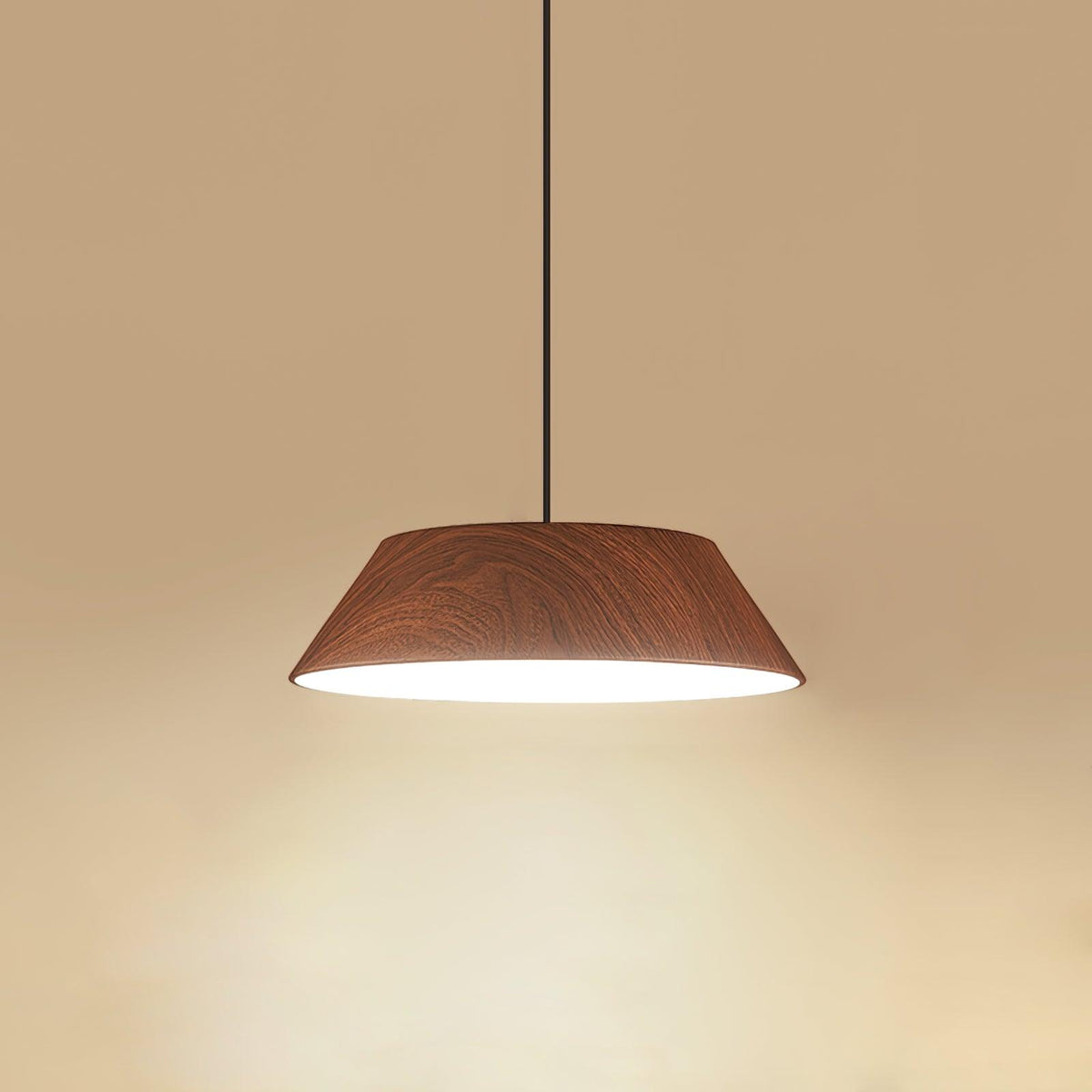 Novain Pendelleuchte mit Holzmaserung