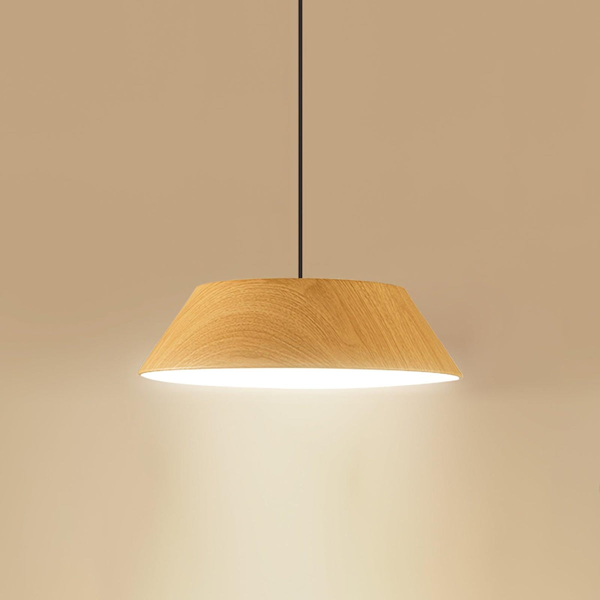 Novain Pendelleuchte mit Holzmaserung
