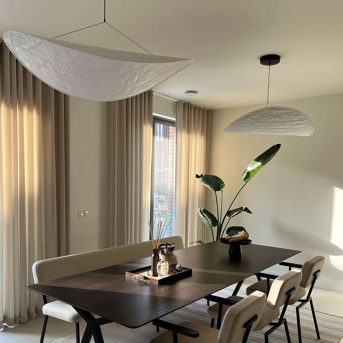 Luminette Minimalistische Seidensatin-Pendelleuchte