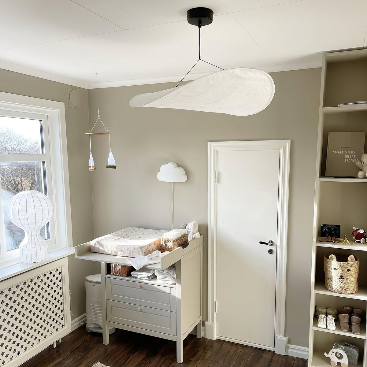 Luminette Minimalistische Seidensatin-Pendelleuchte
