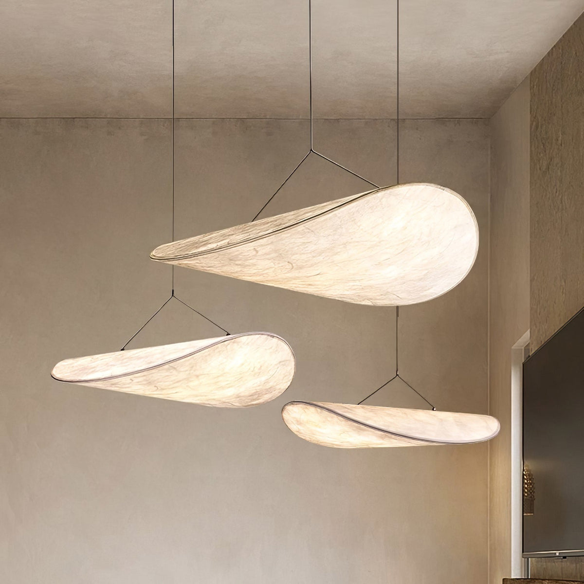 Luminette Minimalistische Seidensatin-Pendelleuchte