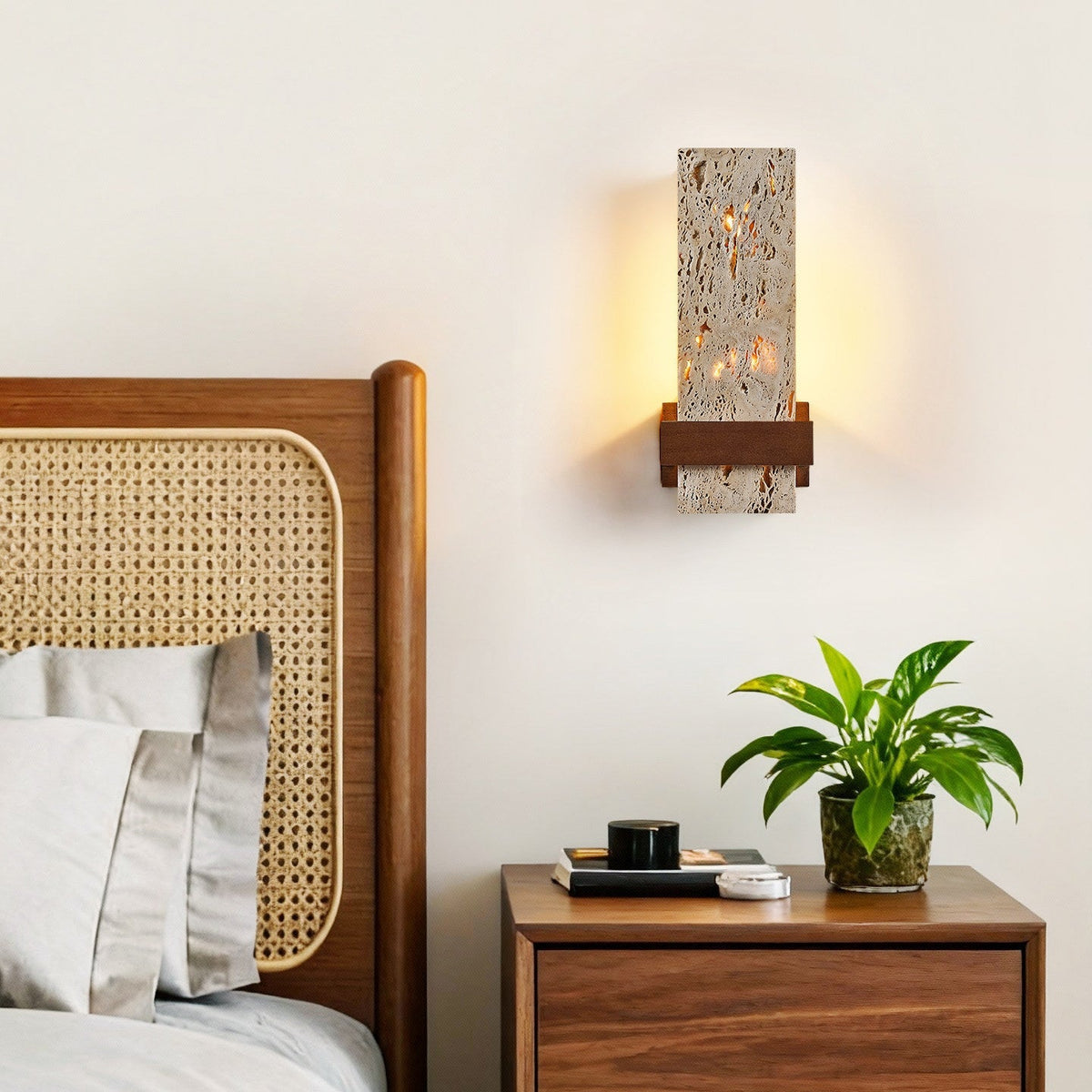 Brann Terra Travertine Wandleuchte