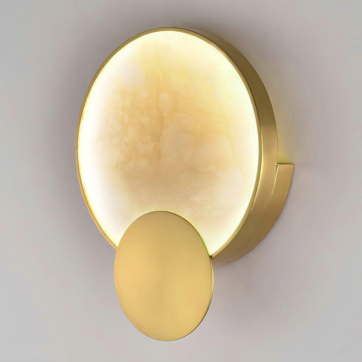 Myvelarae runde Wandleuchte aus Alabaster