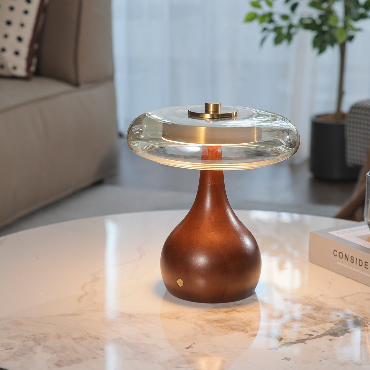 Airdes Vintage Tischleuchte aus Holz