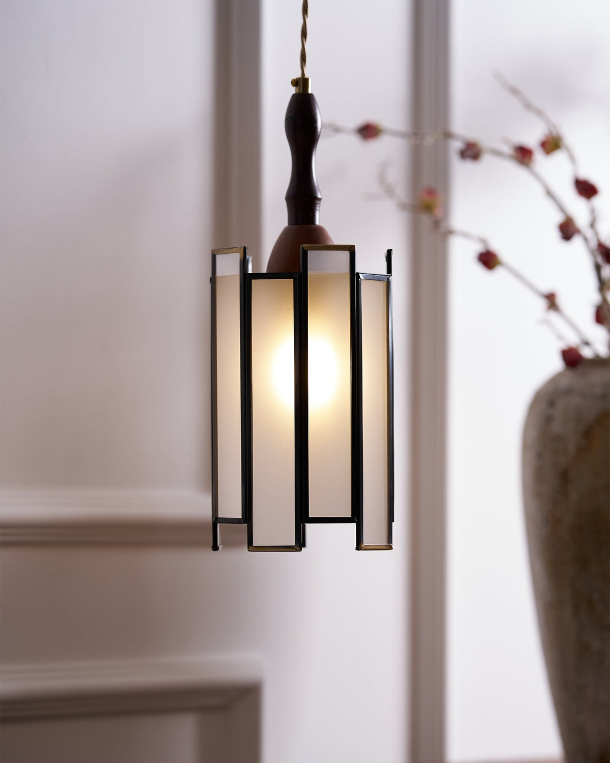Creshen Pendelleuchte aus Holz und Glas im Vintage-Stil