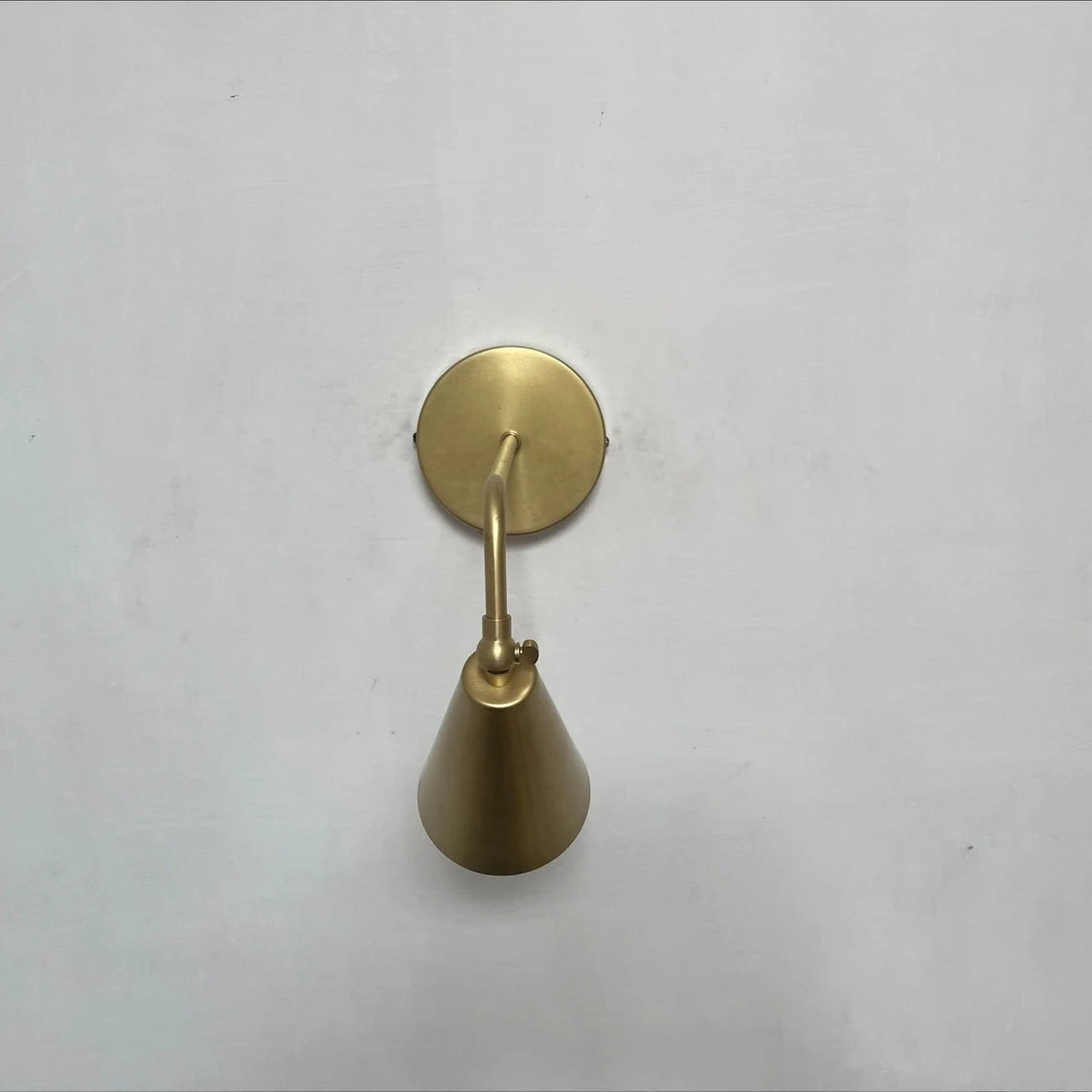 Tilt Wandleuchte