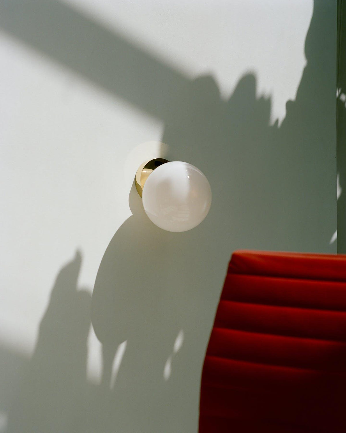 Vivinia zeitgenössische minimalistische Wandleuchte