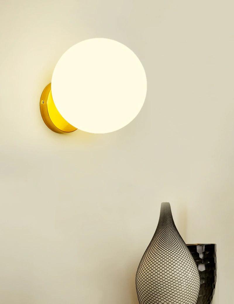 Vivinia zeitgenössische minimalistische Wandleuchte